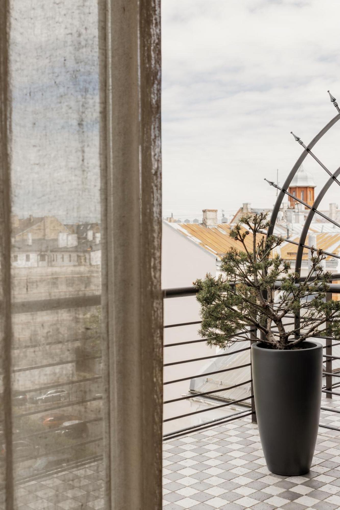 Hotel Bergs Suites Ρίγα Εξωτερικό φωτογραφία