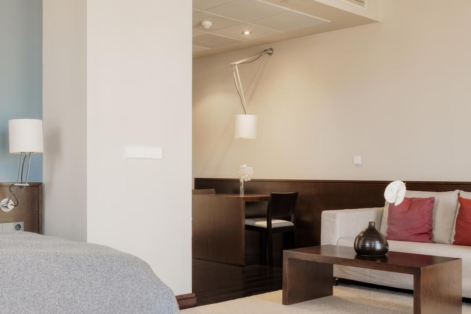 Hotel Bergs Suites Ρίγα Εξωτερικό φωτογραφία
