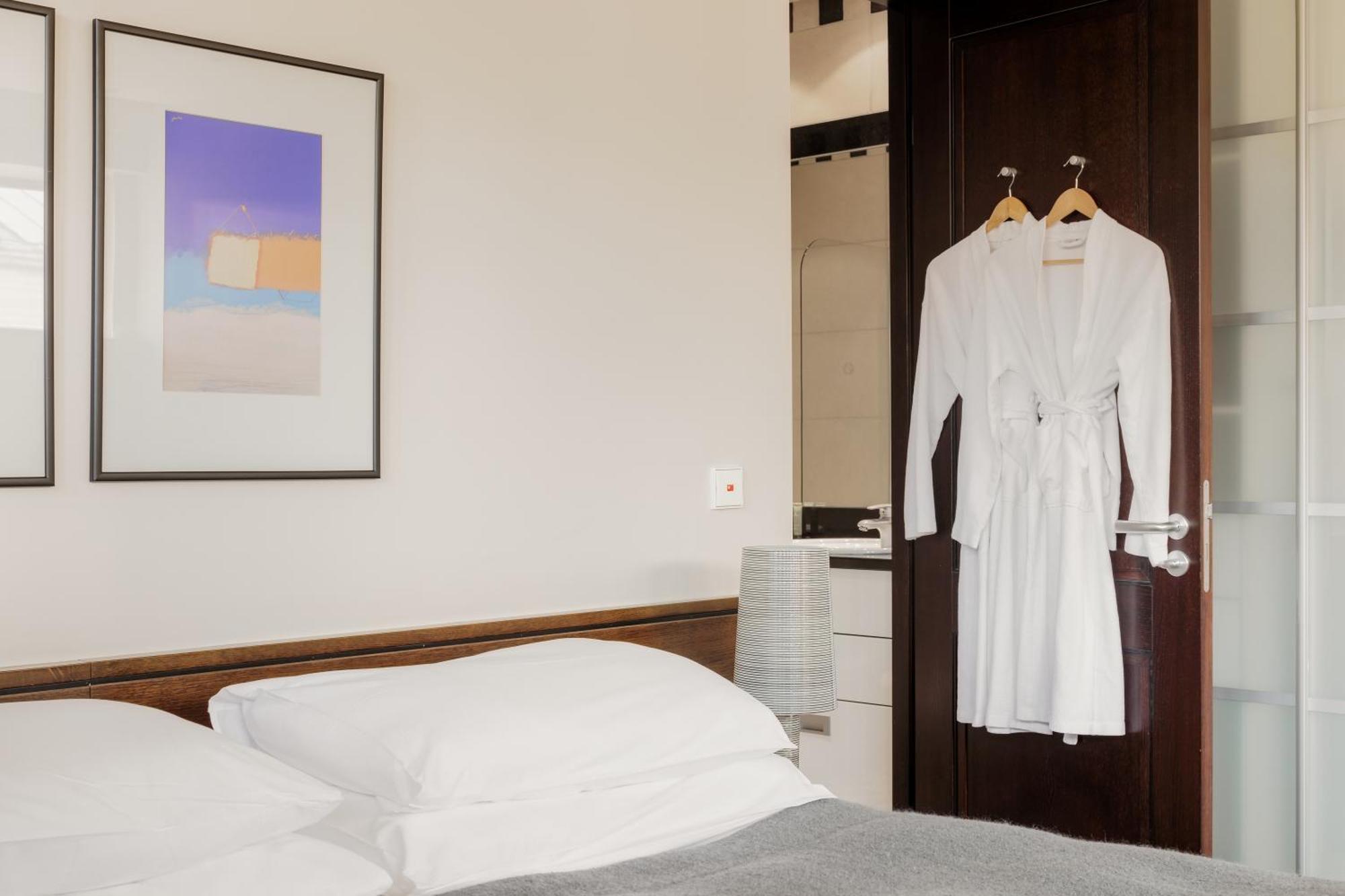 Hotel Bergs Suites Ρίγα Εξωτερικό φωτογραφία