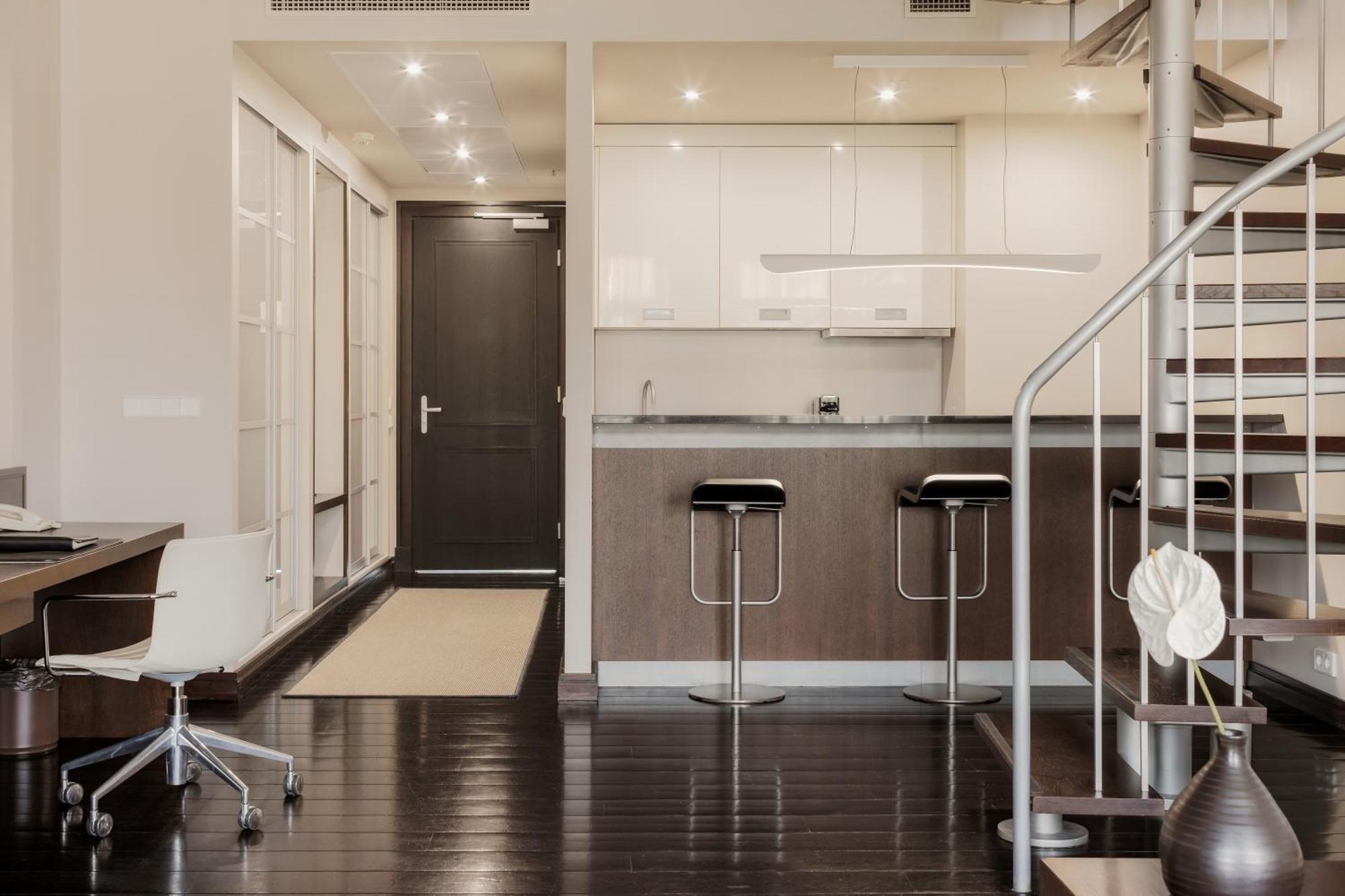 Hotel Bergs Suites Ρίγα Εξωτερικό φωτογραφία